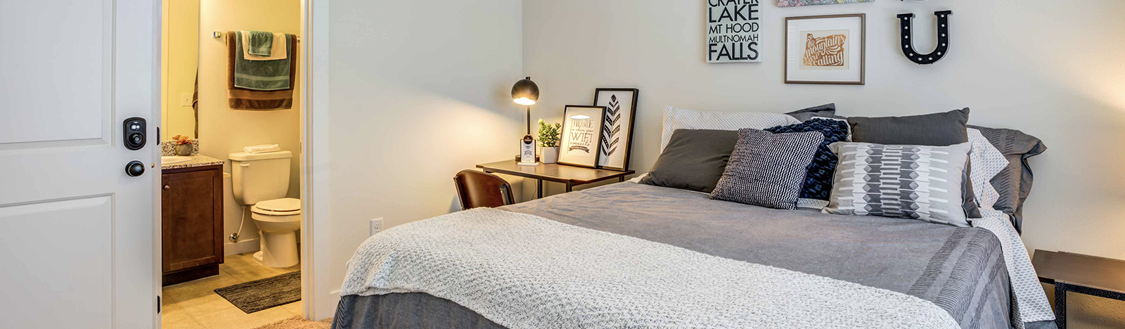 Furnished apartment bedroom